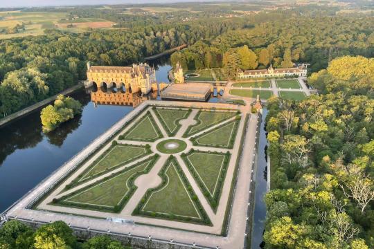 Chenonceau hot-air balloon flight