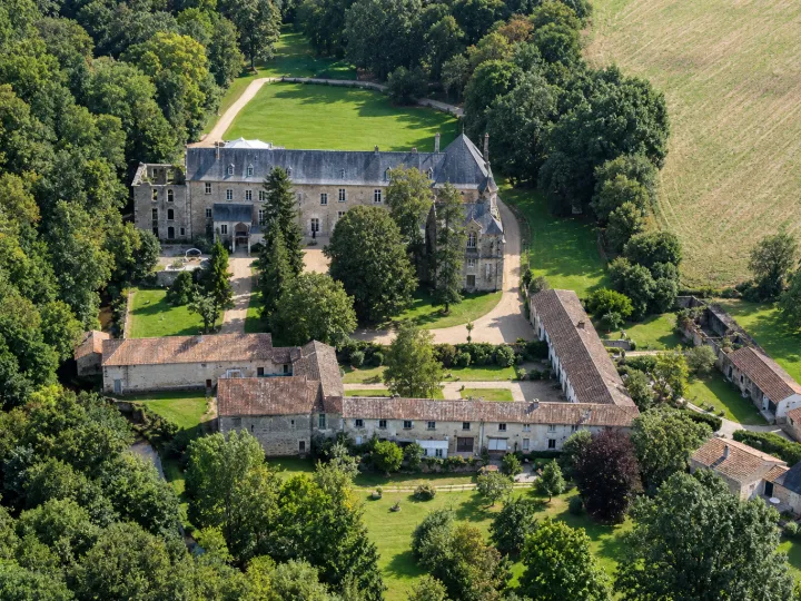 Vol hélicoptère Poitiers - Sur les Traces de Mélusine