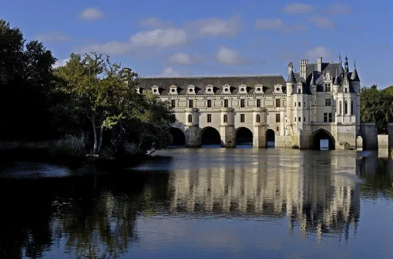 Schloss Chenonceau, das den Cher überspannt