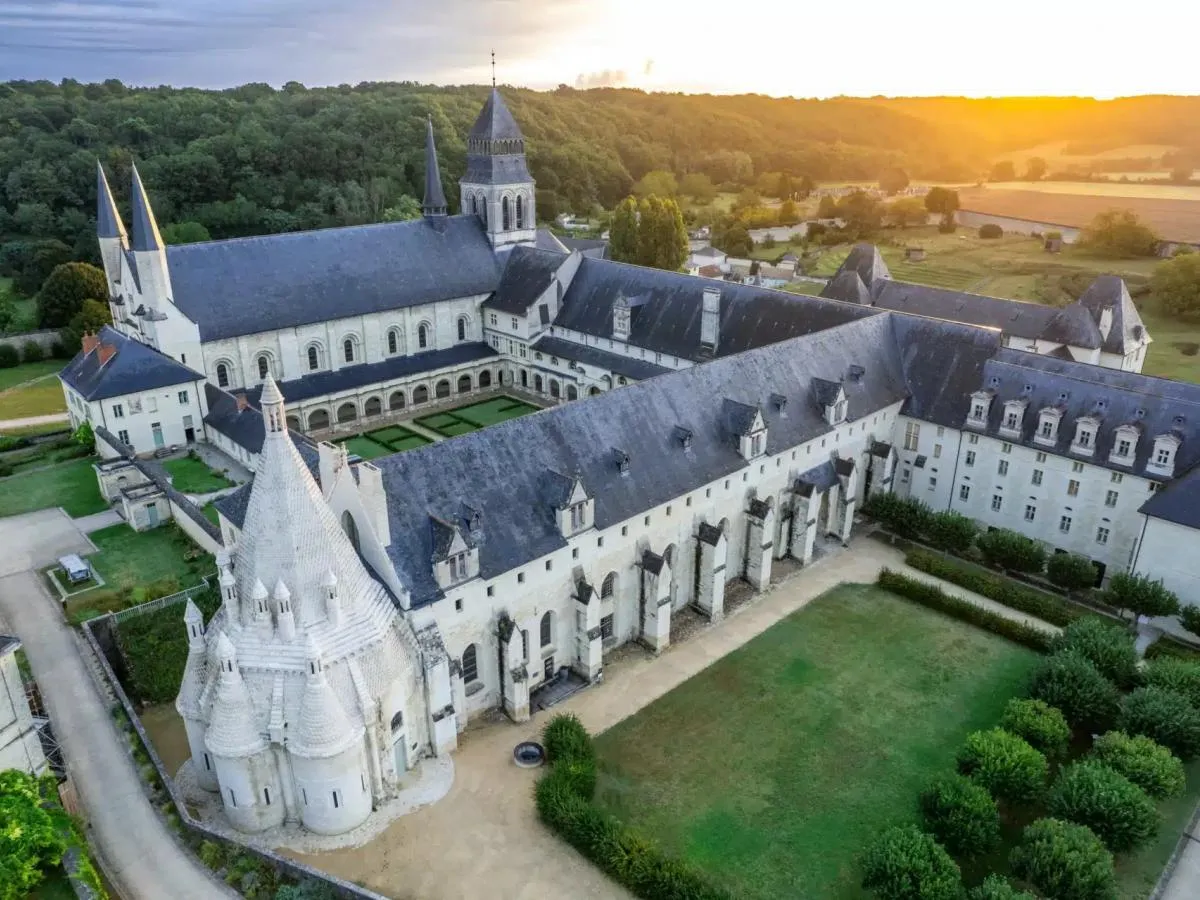 Hubschrauberflug Angers - Grands Châteaux