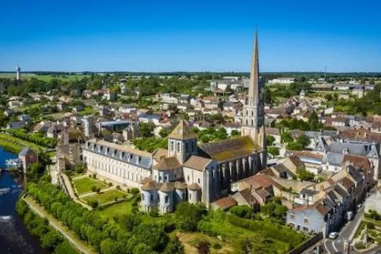 Vuelo en helicóptero desde Poitiers: «La odisea del poitevin»
