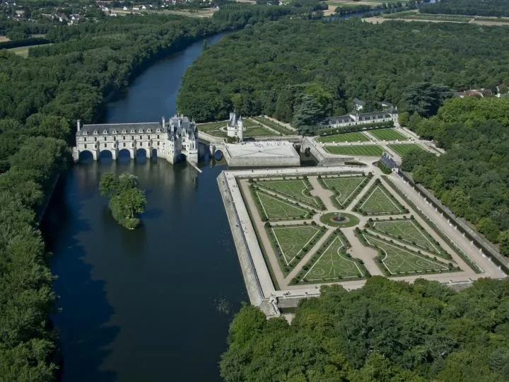 Vuelo en helicóptero Tours - Chenonceau y sus joyas