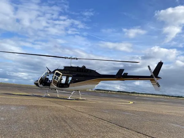 Vuelo en helicóptero Tours - Chenonceau y sus joyas