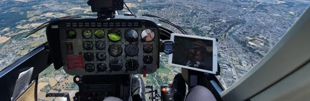 Cabina di pilotaggio del Bell 206