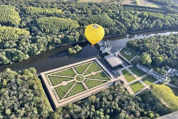 Ballonvaart boven de kastelen van de Loire vanuit Amboise